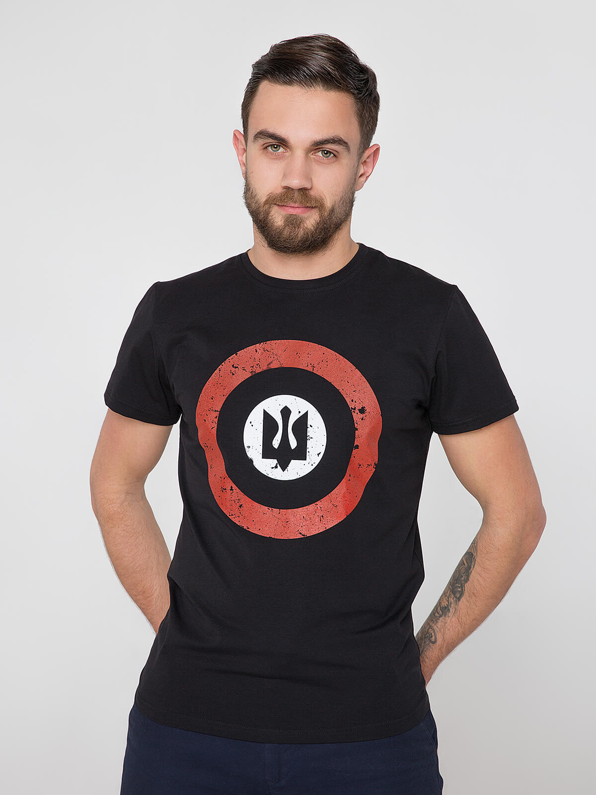 Men's T-Shirt Roundel. Color black. Unisex T-shirt (men’s sizes).