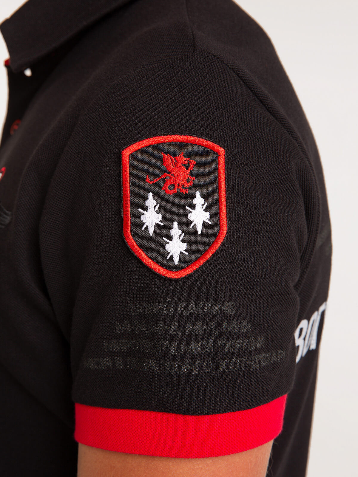Women's Polo Shirt 12 Brigade (The Dragon Slayer). Color black. 
Height of the model: 163 cm.