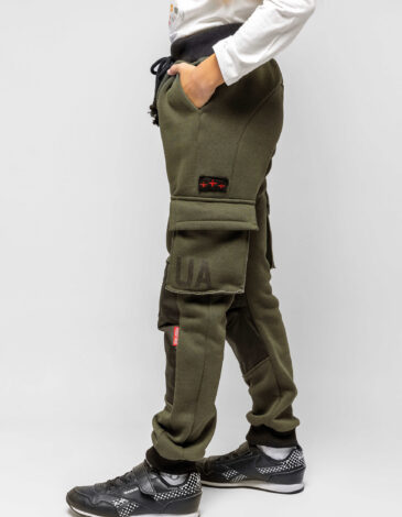 Kids Pants Syla. Color khaki.  Well suited for both boys and girls.