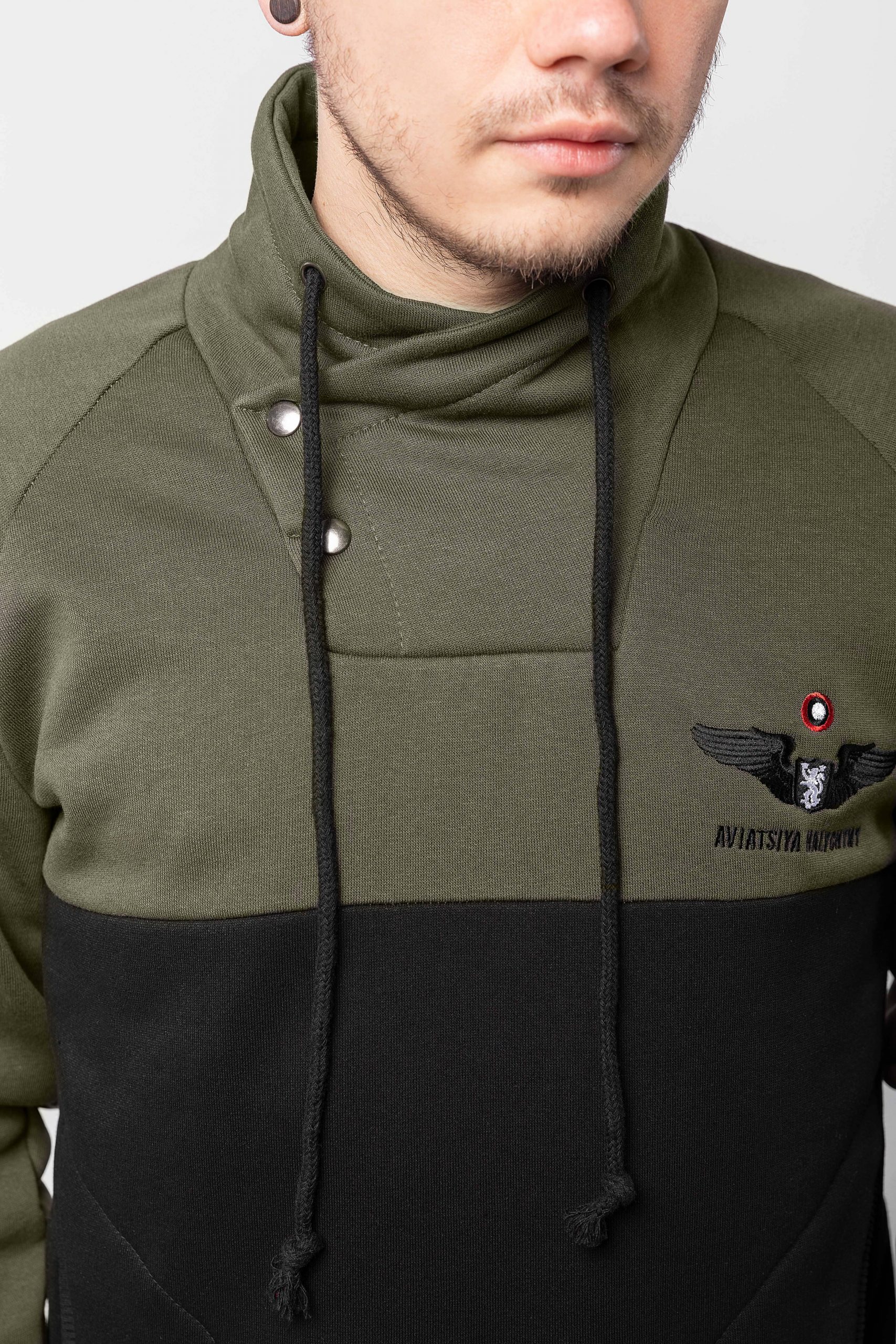 Men's Sweatshirt Sikorsky. Color khaki. 
Size worn by the model: L.