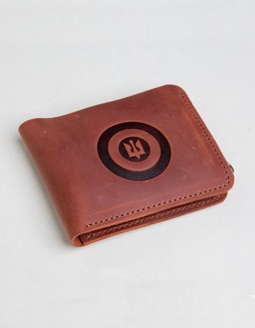 Wallet Roundel. Color light brown. 2.