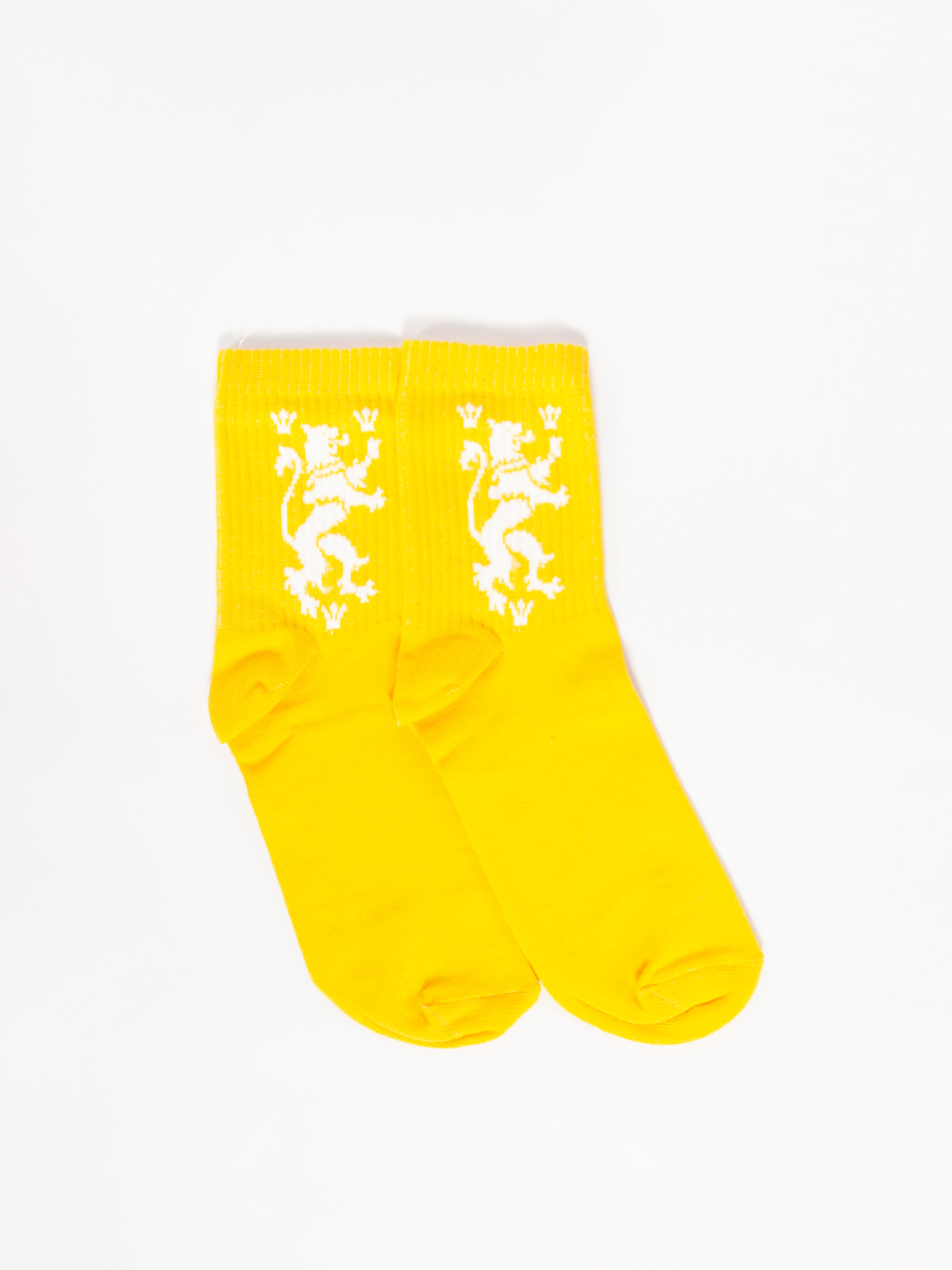Socks Lion. Color yellow. 2.