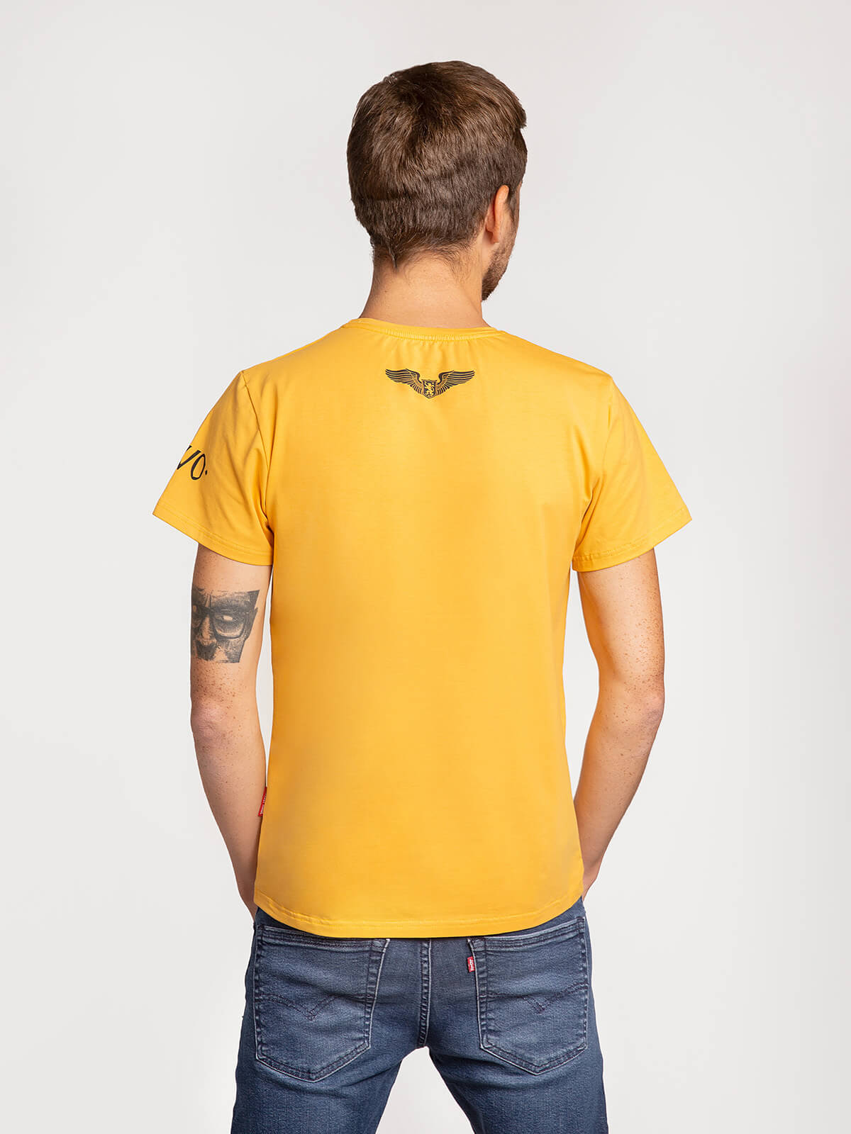 Men's T-Shirt Danylo. Color yellow. 
Technique of prints applied: silkscreen printing.