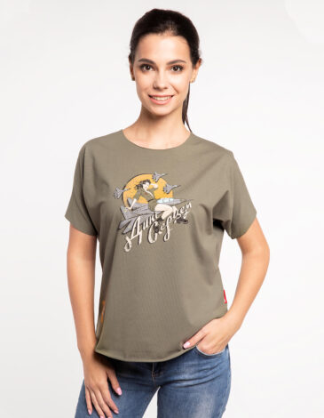 Women's T-Shirt Wild Hearts. Color khaki. .