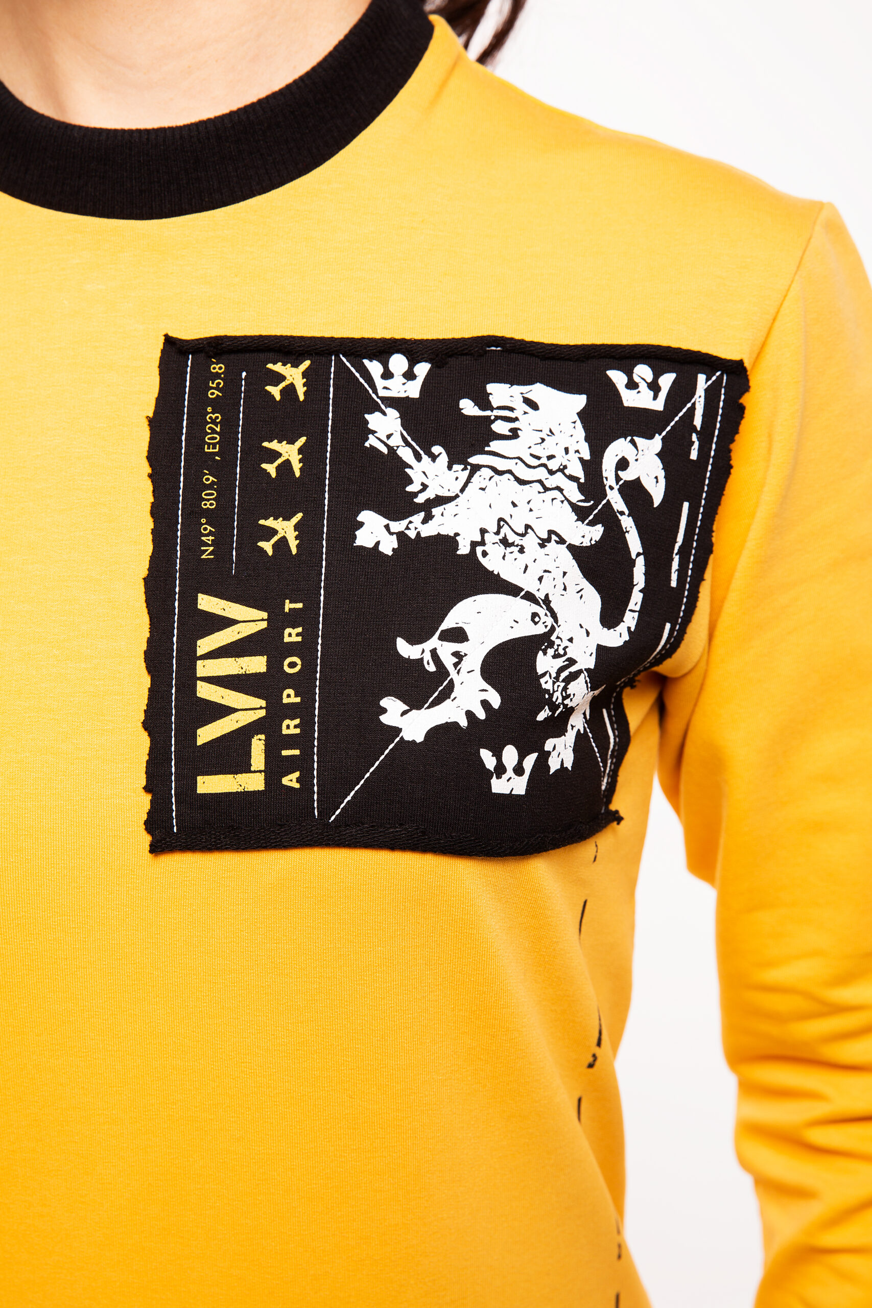 Women's Long Sleeve Have A Nice Fligh. Color yellow. 
Size worn by the model: XS.