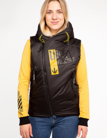 Women's Sleeveless Jacket Ukr Falcons. Color black. Fabric: 100% polyester
Filler: synthetic winterizer
Technique of prints applied: embroidery, silkscreen printing.
