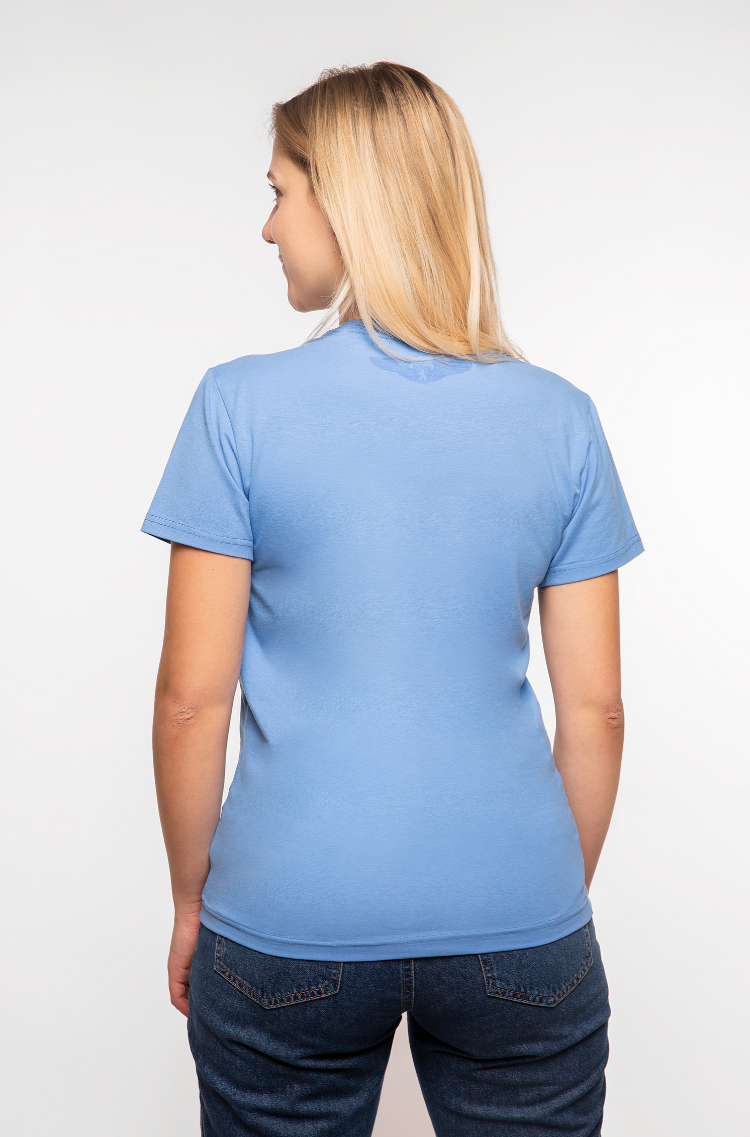 Women's T-Shirt Must-Have. Color sky blue.  Don’t worry about the universal size.