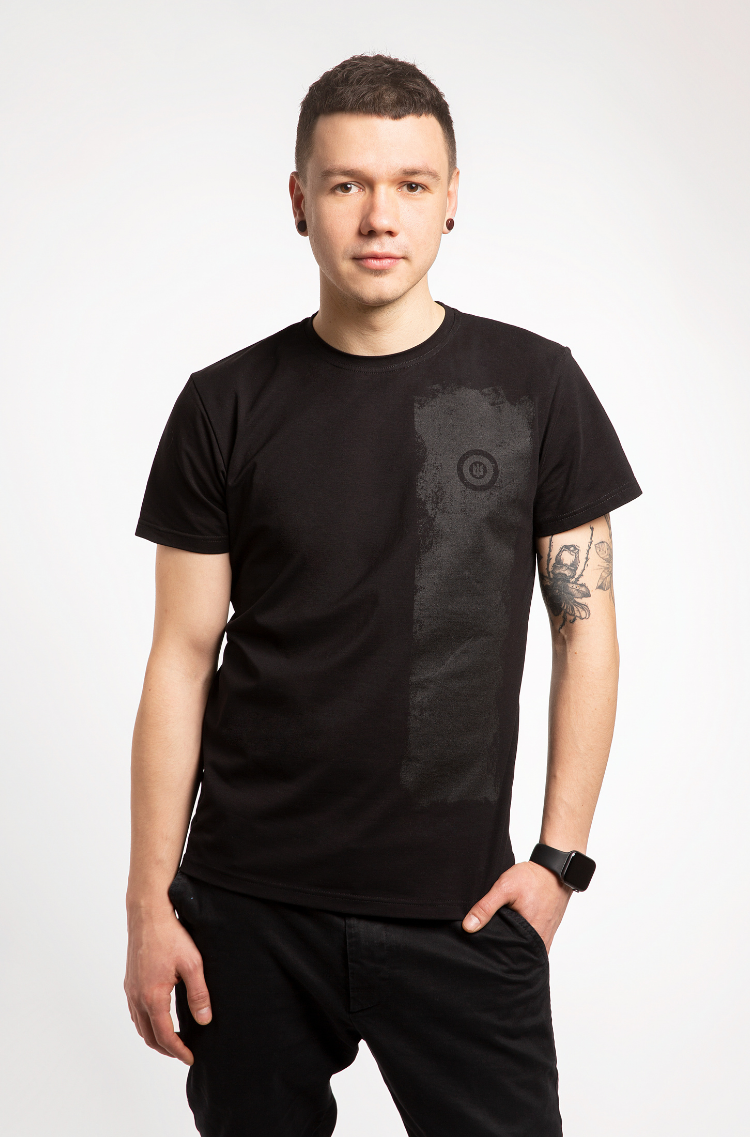 Men's T-Shirt Must-Have. Color black. Unisex T-shirt (men’s sizes).