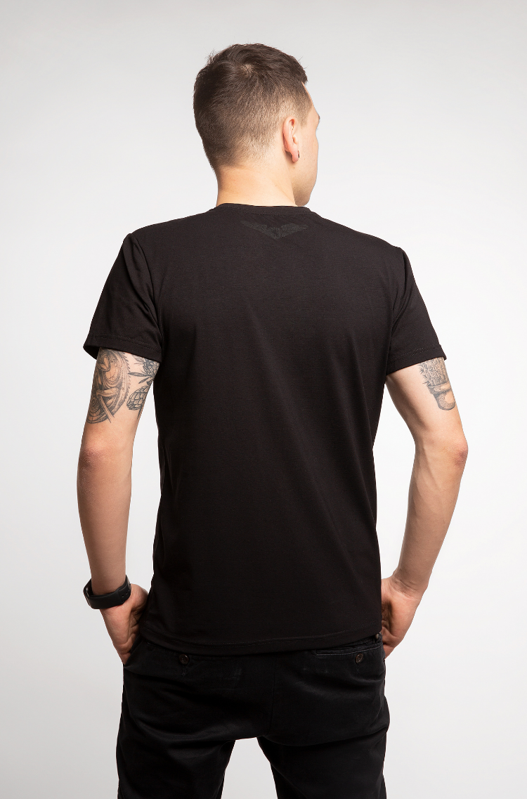 Men's T-Shirt Must-Have. Color black.  Don’t worry about the universal size.