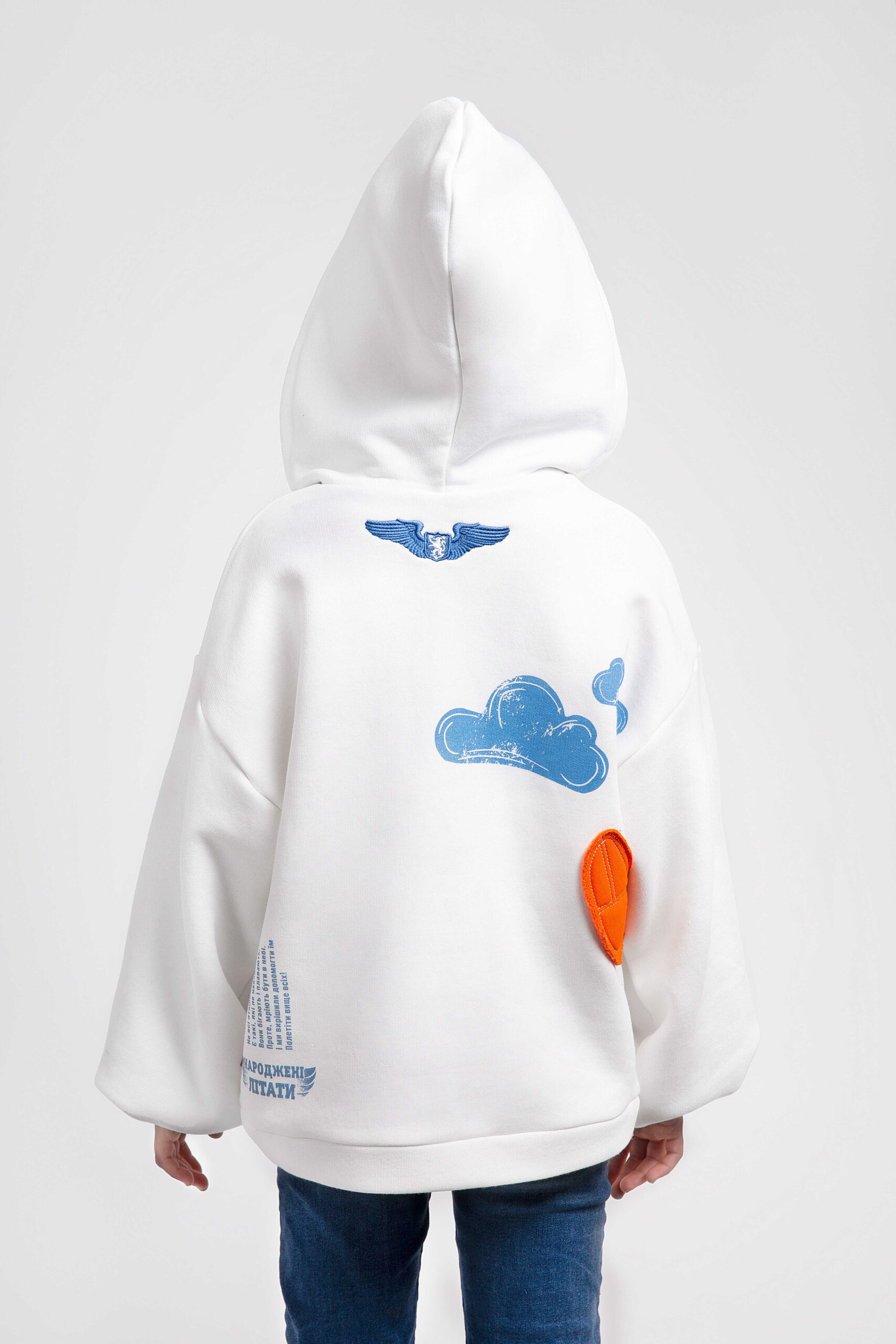 Kids Hoodie Penguin. Color white. 
Material of the hoodie – three-cord thread fabric: 77% cotton, 23% polyester.