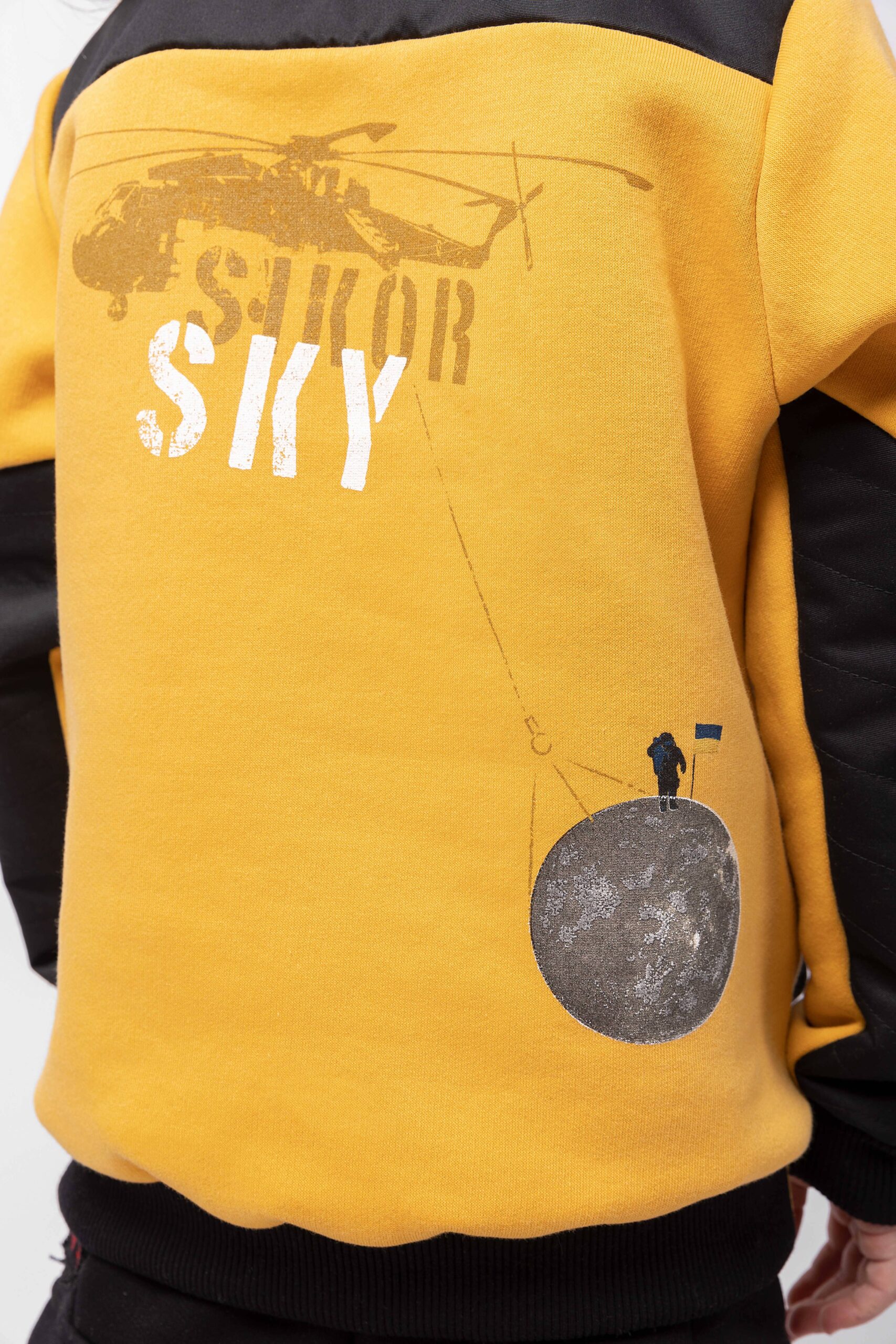 Дитячий Світшот Skycrane. Color yellow. 8.