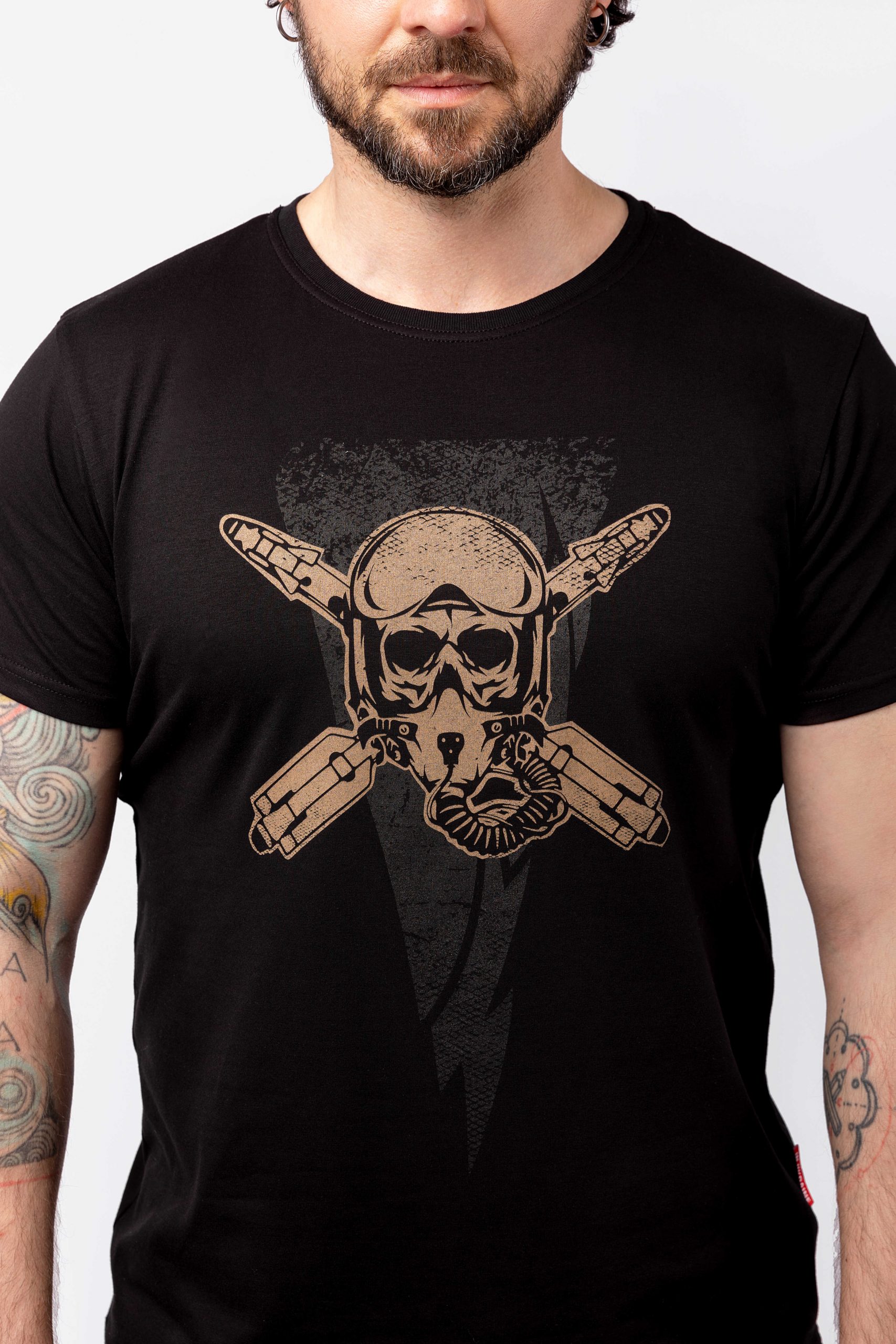 Men's T-Shirt 204 Brigade. Color black. 2.