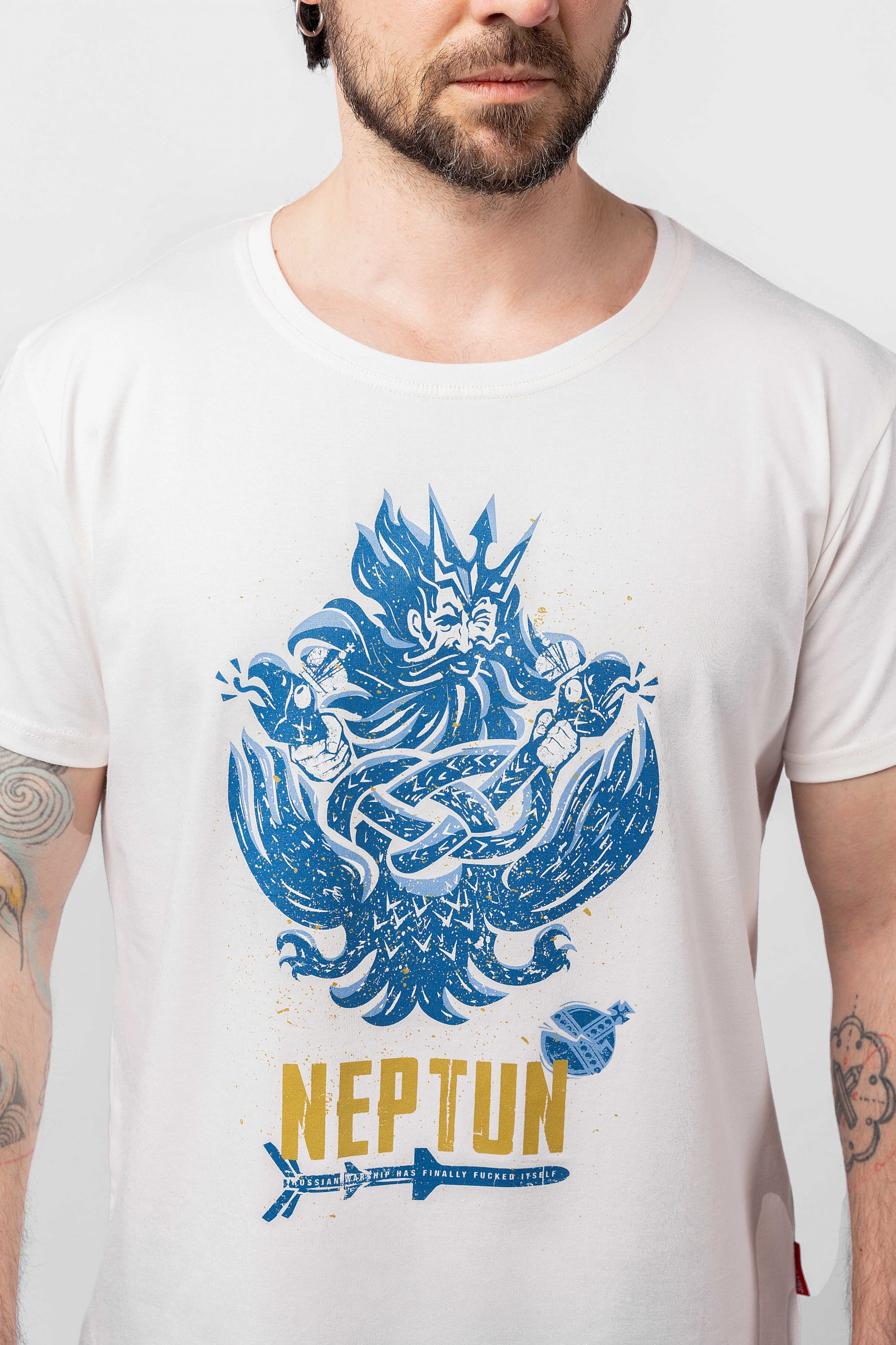 Men's T-Shirt Neptune. Color off-white. 2.