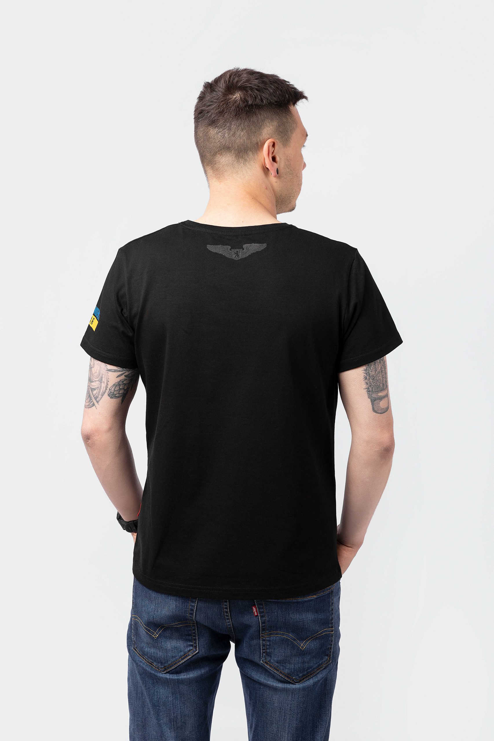 Men's T-Shirt Tank. Color black. 
Material: 95% cotton, 5% spandex.