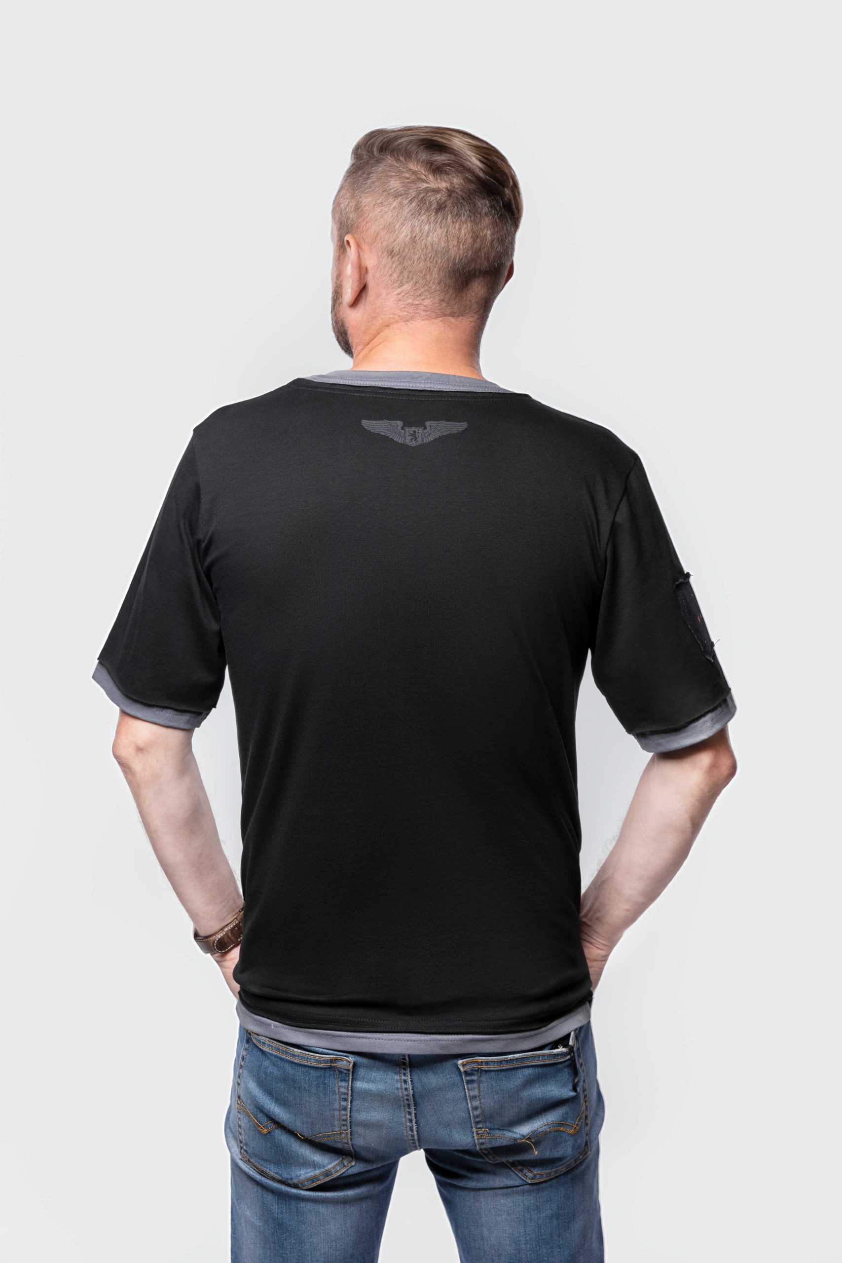 Men's T-Shirt I Love This Country. Color black. 
Unisex T-shirt (men’s sizes).