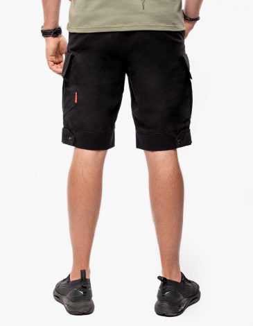 Men's Shorts Flyer. Color black. 
Fabric: 100% cotton
The color shades on your screen may differ from the original color.