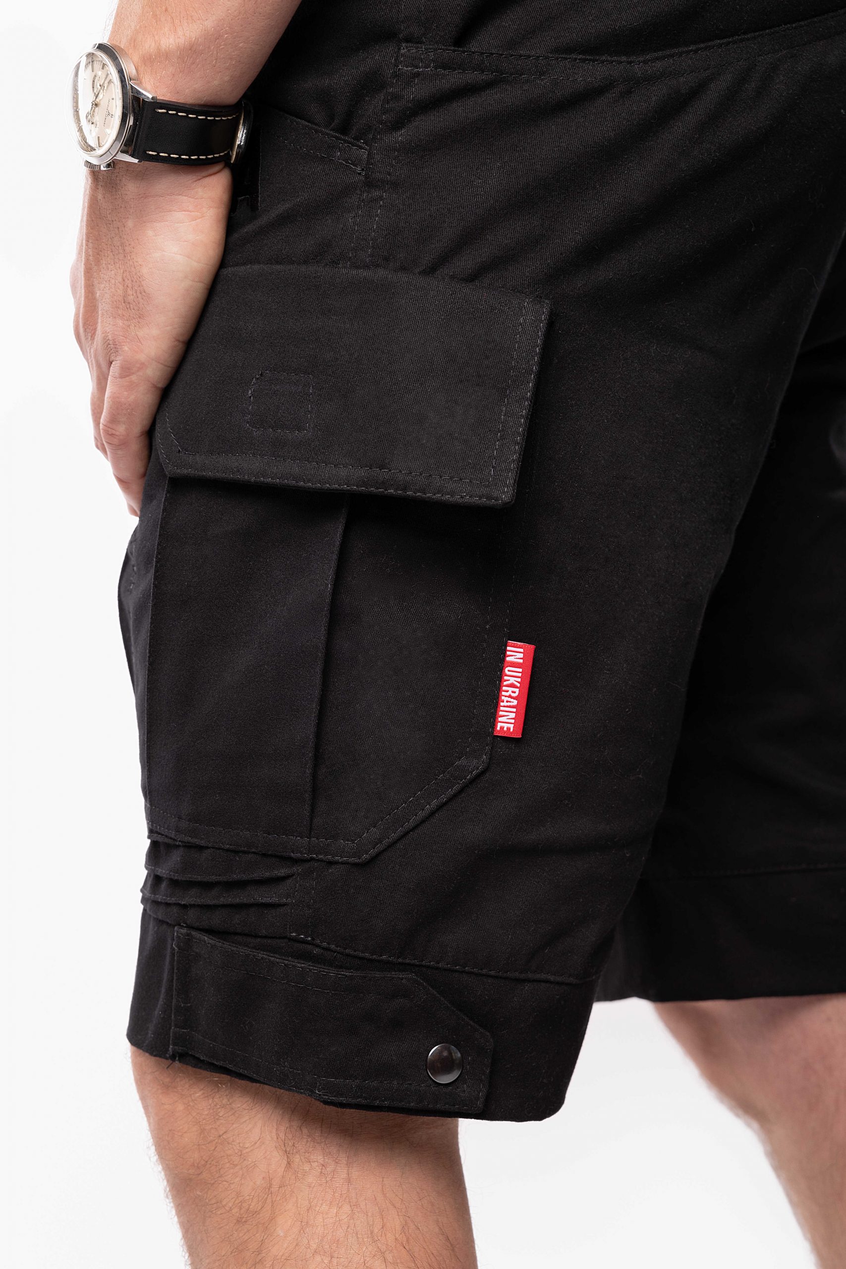 Men's Shorts Flyer. Color black. 6.