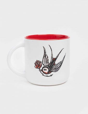 Cup Swallow. Color white. .