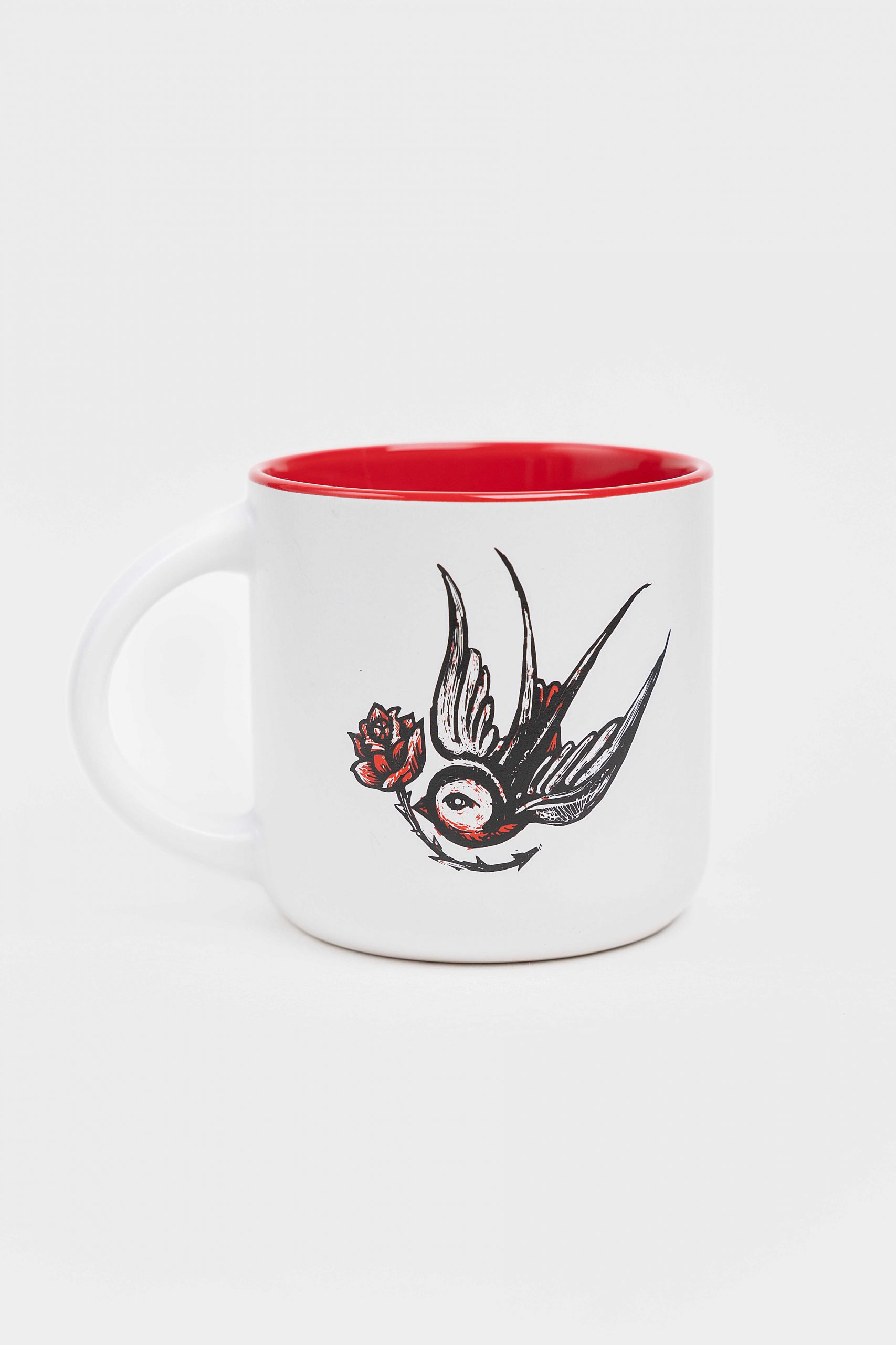 Cup Swallow. Color white. .