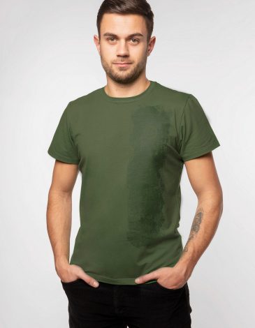 Men's T-Shirt Must-Have. Color dark green. .
