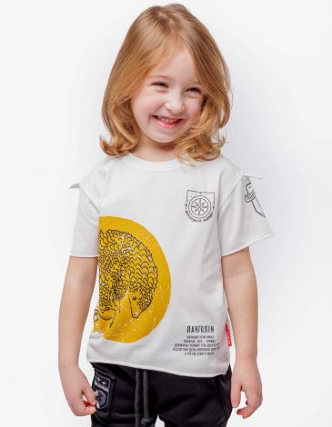 Kids T-Shirt Pangolin. Color off-white. .