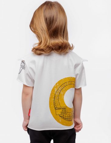 Kids T-Shirt Pangolin. Color off-white. .