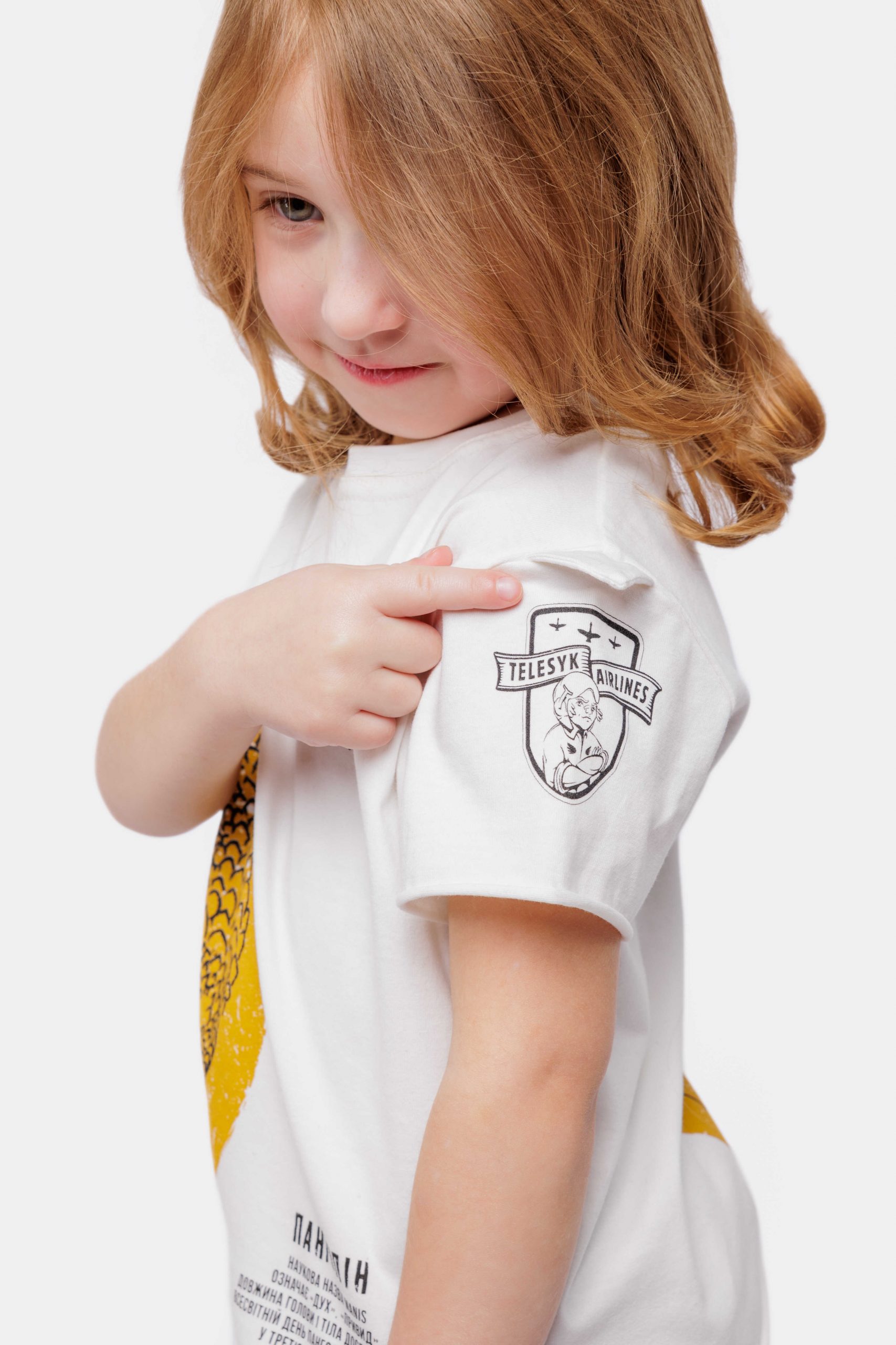 Kids T-Shirt Pangolin. Color off-white. 6.