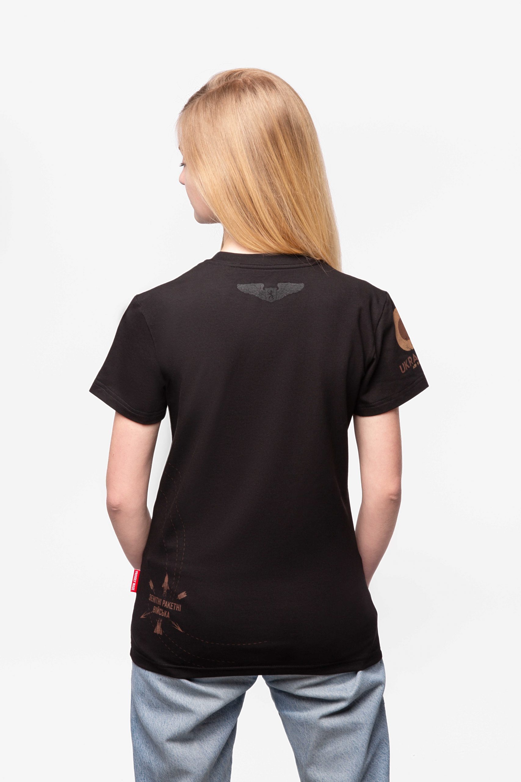 Women's T-Shirt Hornet. Color black. 1.