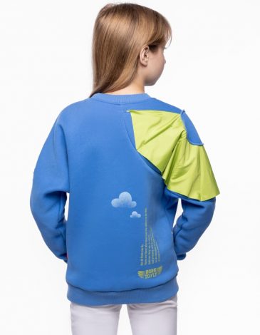 Kids Sweatshirt Kiwi. Color sky blue. .