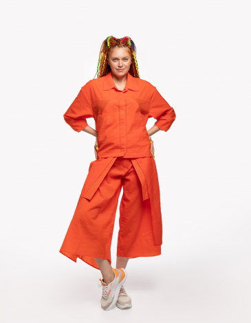 Tracking Suit Origami. Color orange. .