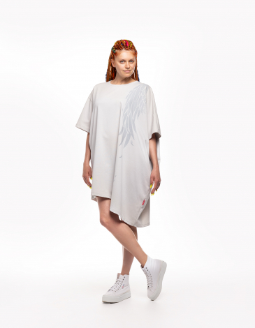 T-Shirt-Dress Wing. Color light-gray. .
