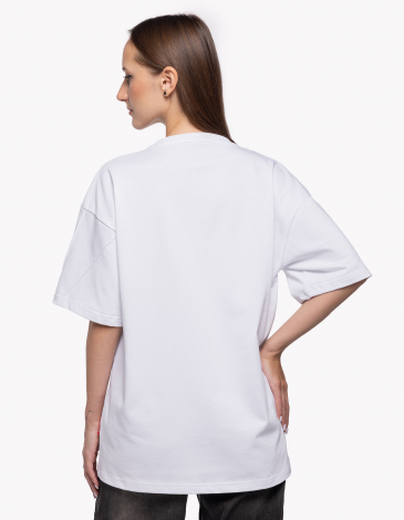 Жіноча Футболка Креслюнок. Колір білий. .